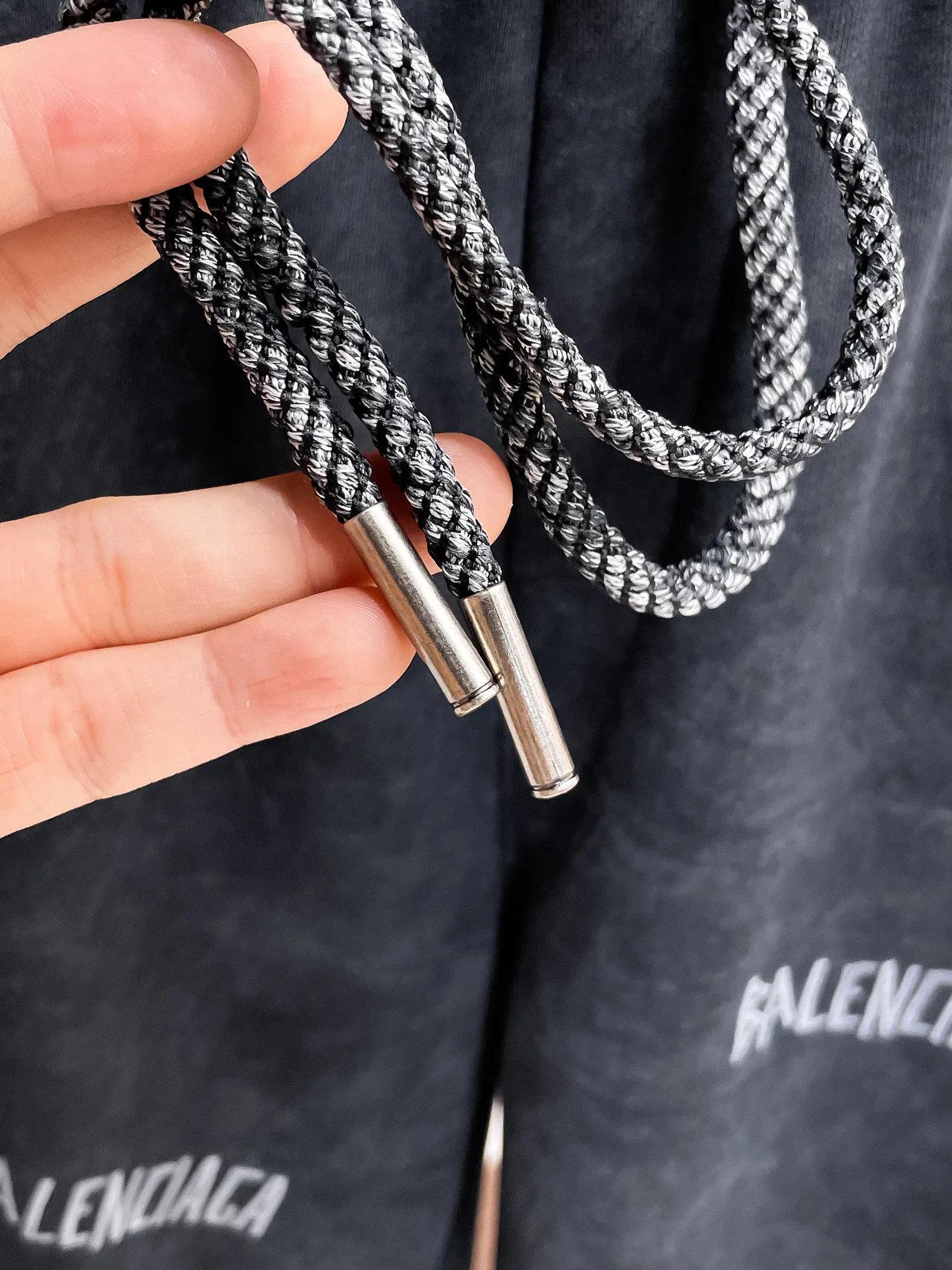 Balenciaga 🆕2026 Autumn and Winter New Arrival Casual Pants! The official website will be released simultaneously. Brand Classic LOGO casual pants, customized fabrics, excellent comfort and strong touch. Highly recognisable, perfect appearance and craftsmanship. Size:M-3XL